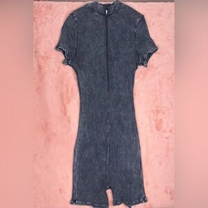 Gray Ribbed Short Sleeve Romper